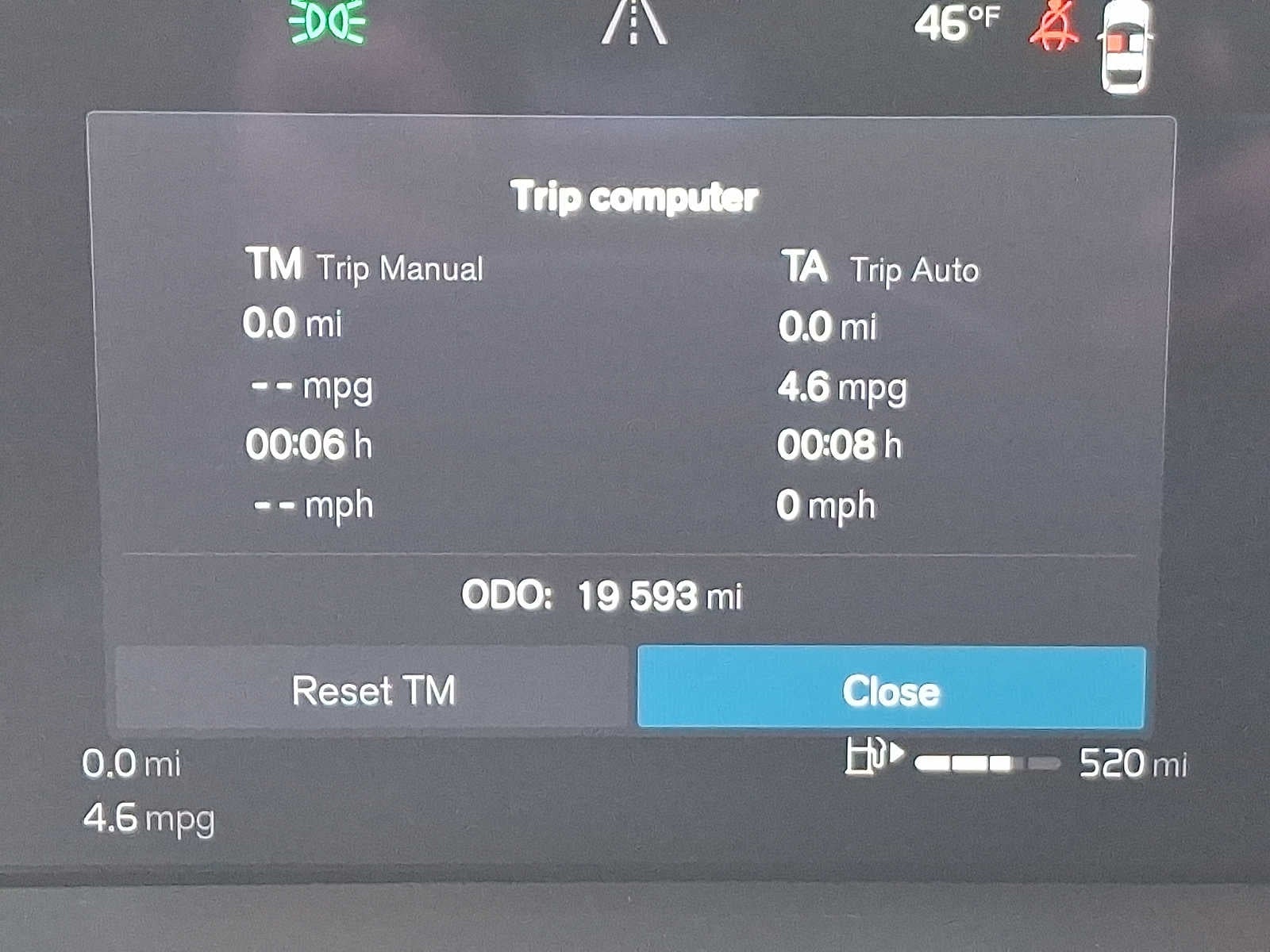 2024 Volvo XC60 Core Dark Theme