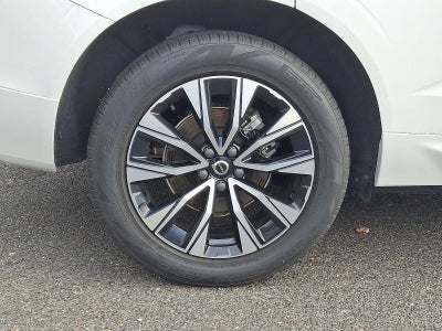 2024 Volvo XC60 Core Dark Theme