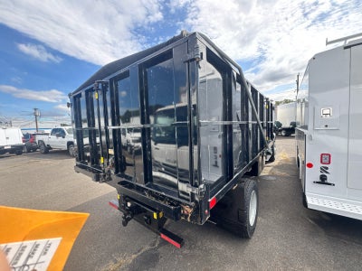 2022 Ford Super Duty F-600 DRW XL