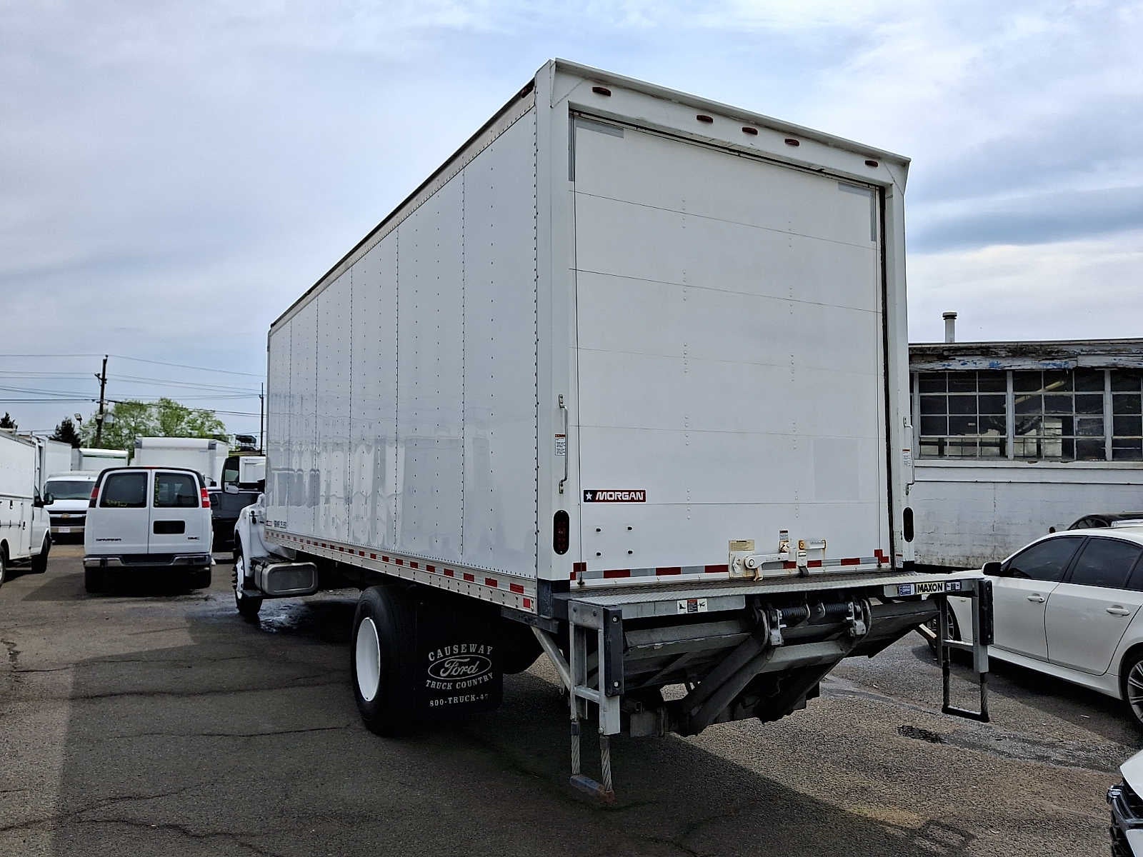 2019 Ford Super Duty F-750 Straight NA