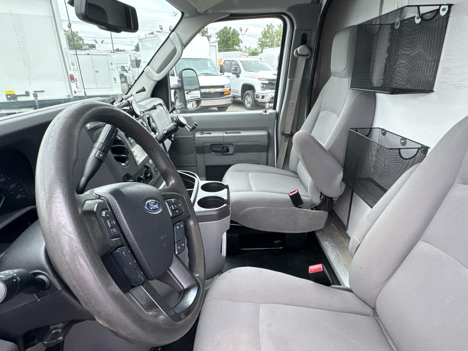 2024 Ford E-Series Cutaway BASE