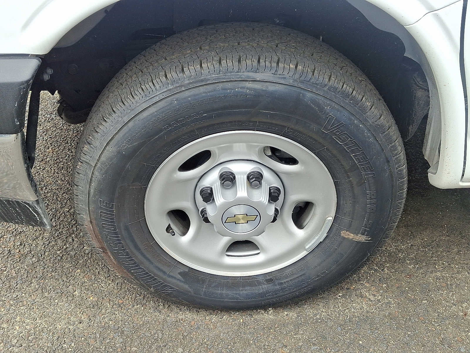 2024 Chevrolet Express Cutaway 3500 1WT