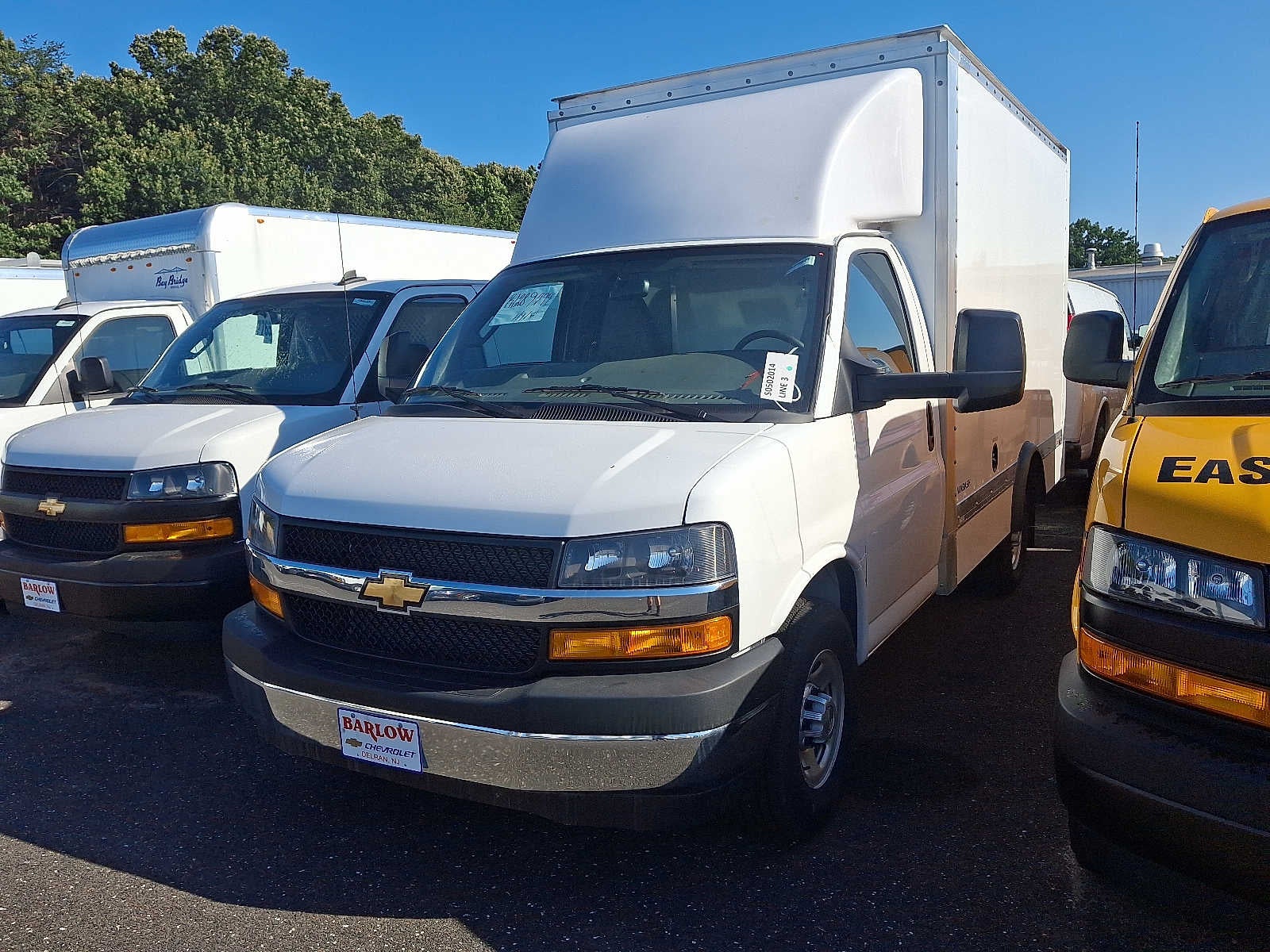 2024 Chevrolet Express Cutaway 3500 1WT