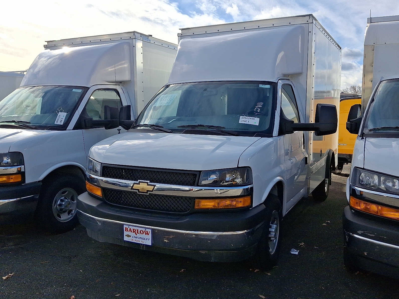 2024 Chevrolet Express Cutaway 3500 1WT