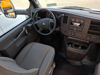 2024 Chevrolet Express Cutaway 3500 1WT