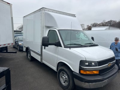 2024 Chevrolet Express Cutaway 3500 1WT