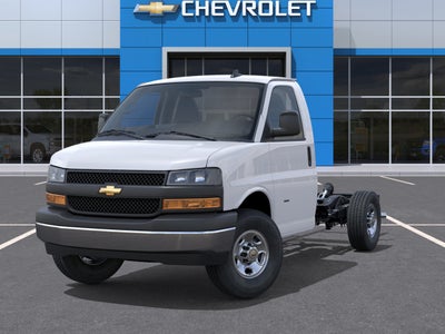 2025 Chevrolet Express Cutaway 3500 1WT