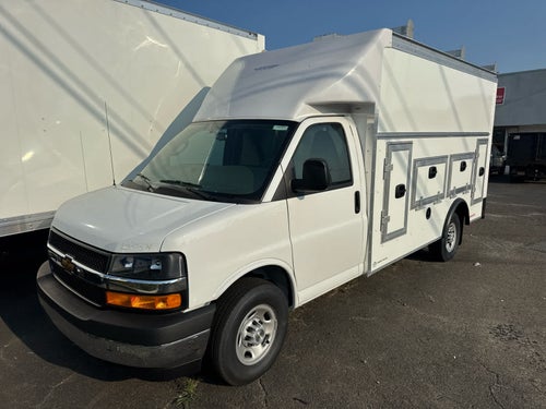 2026 Chevrolet Express Cutaway 3500 1WT