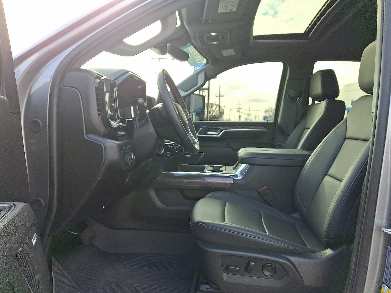 2025 Chevrolet Silverado 3500 HD LTZ