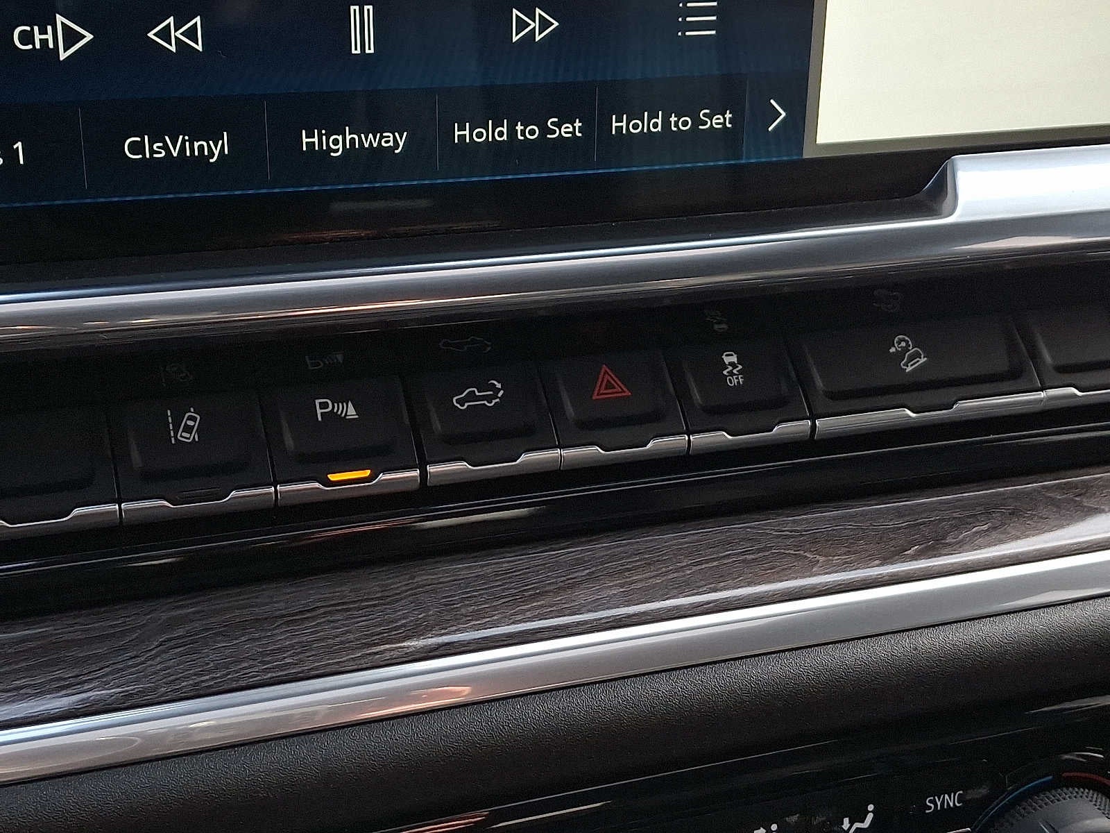 2025 Chevrolet Silverado 3500 HD LTZ