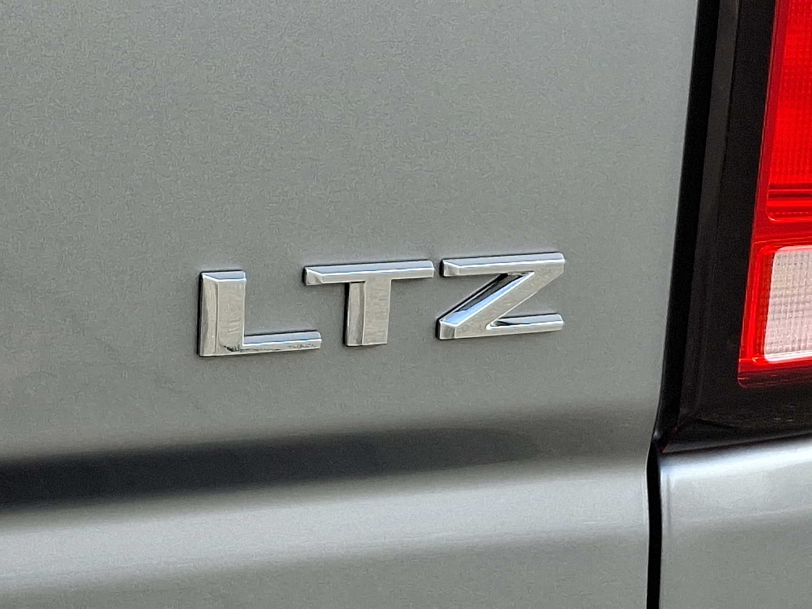 2025 Chevrolet Silverado 3500 HD LTZ