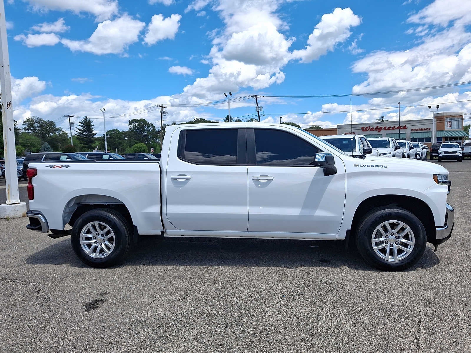 2022 Chevrolet Silverado 1500 LTD LT (2FL)