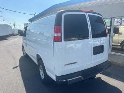 2025 Chevrolet Express Cargo WT