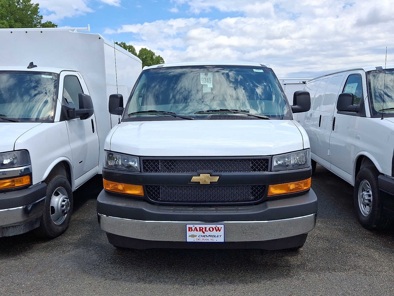 2026 Chevrolet Express Cargo WT
