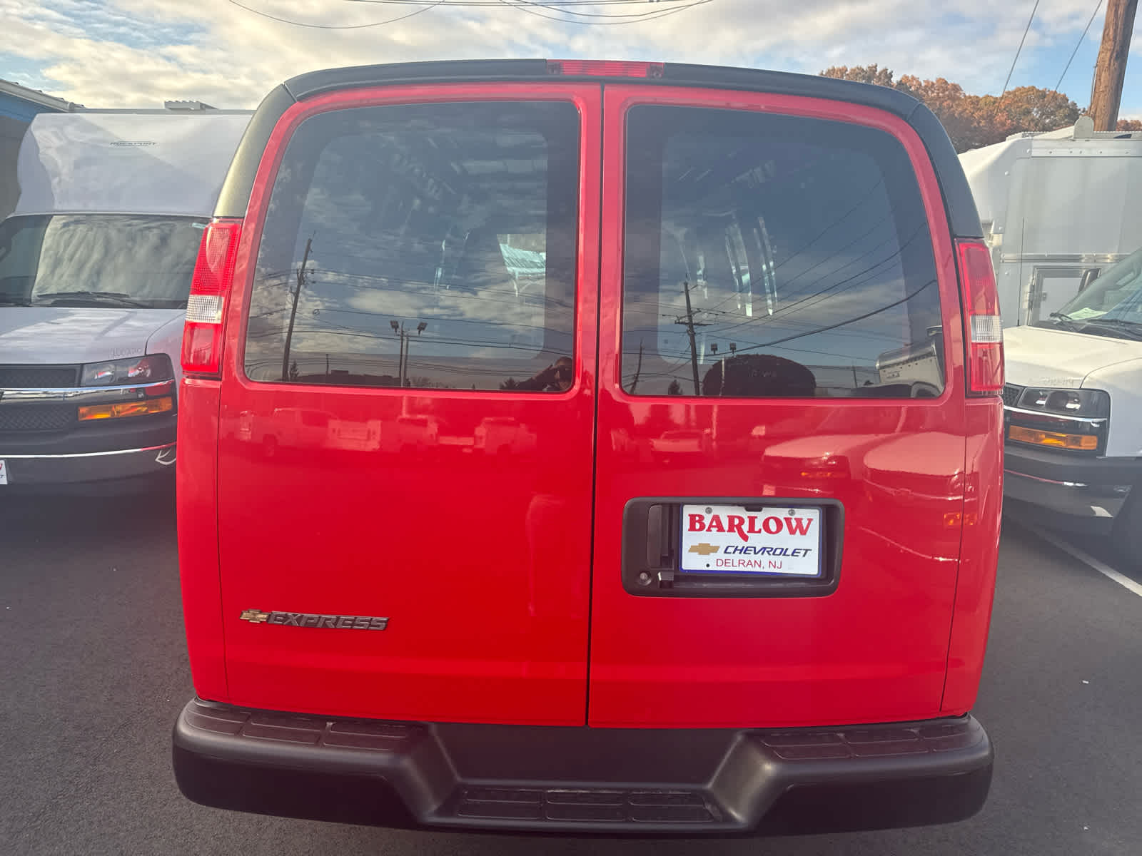 2025 Chevrolet Express Cargo 2500 WT