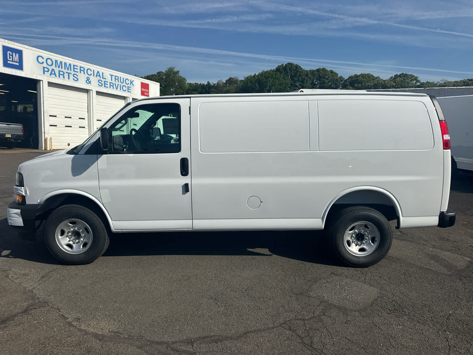 2026 Chevrolet Express Cargo WT