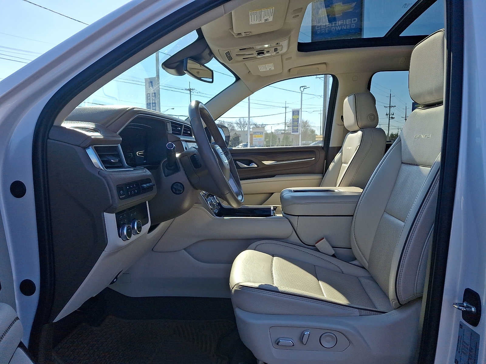 2023 GMC Yukon XL Denali