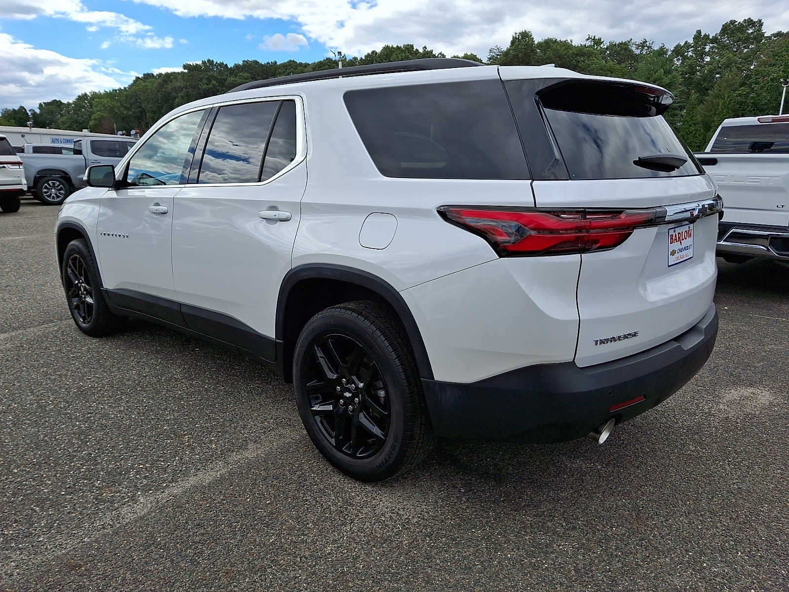 2022 Chevrolet Traverse LT Cloth