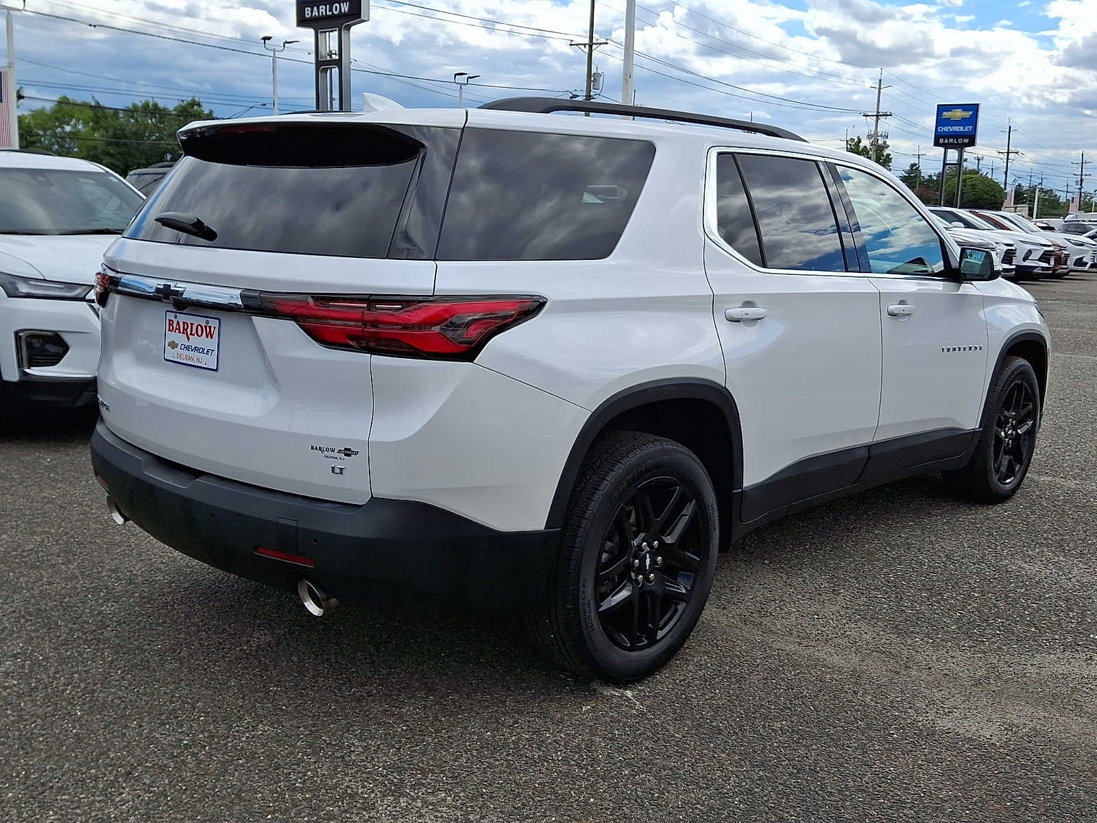 2022 Chevrolet Traverse LT Cloth