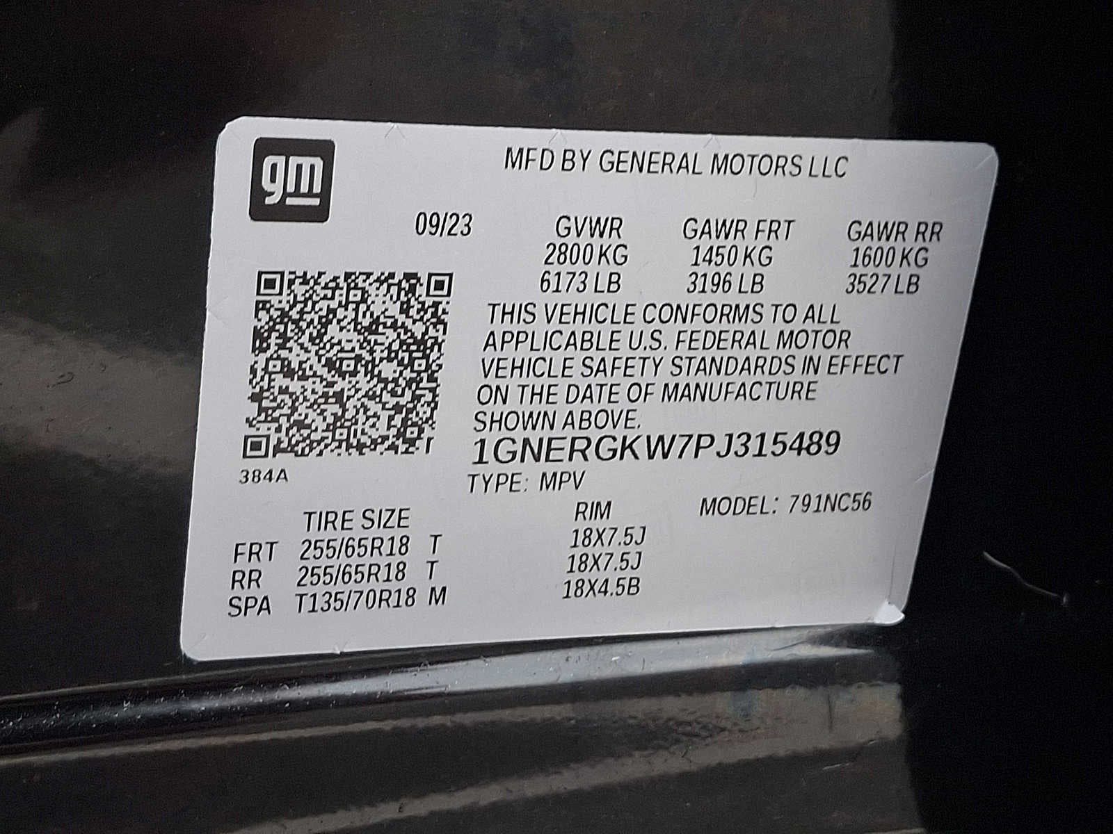 2023 Chevrolet Traverse LT Cloth