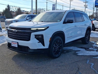2024 Chevrolet Traverse LT