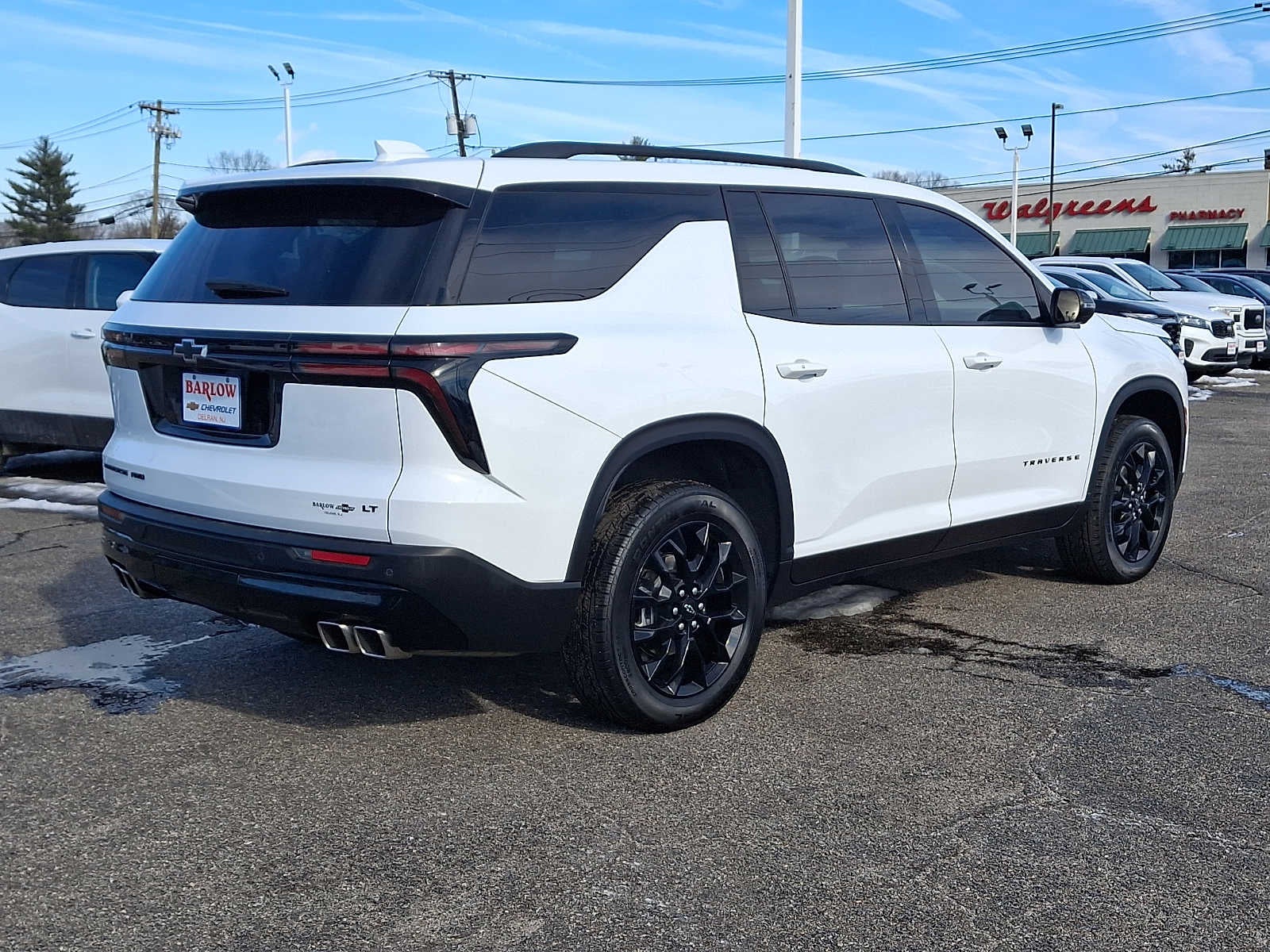 2024 Chevrolet Traverse LT