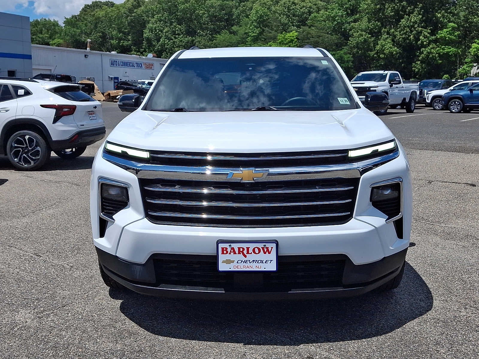 2024 Chevrolet Traverse LT