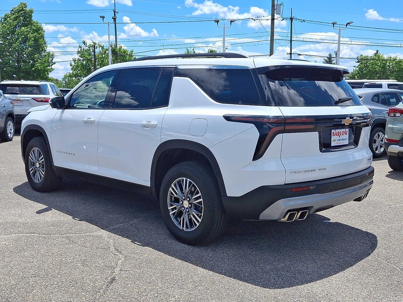 2024 Chevrolet Traverse LT