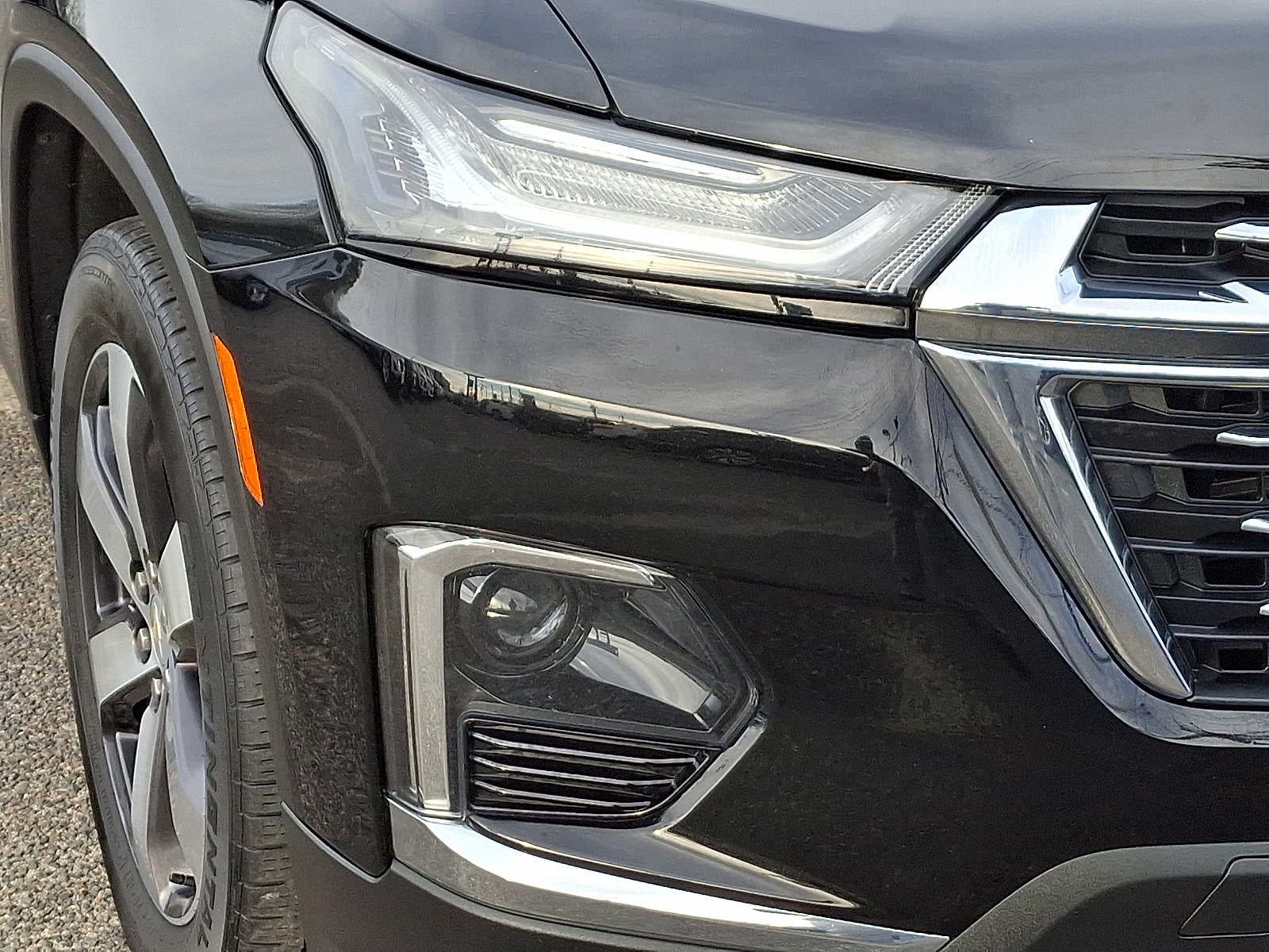 2023 Chevrolet Traverse LT Leather