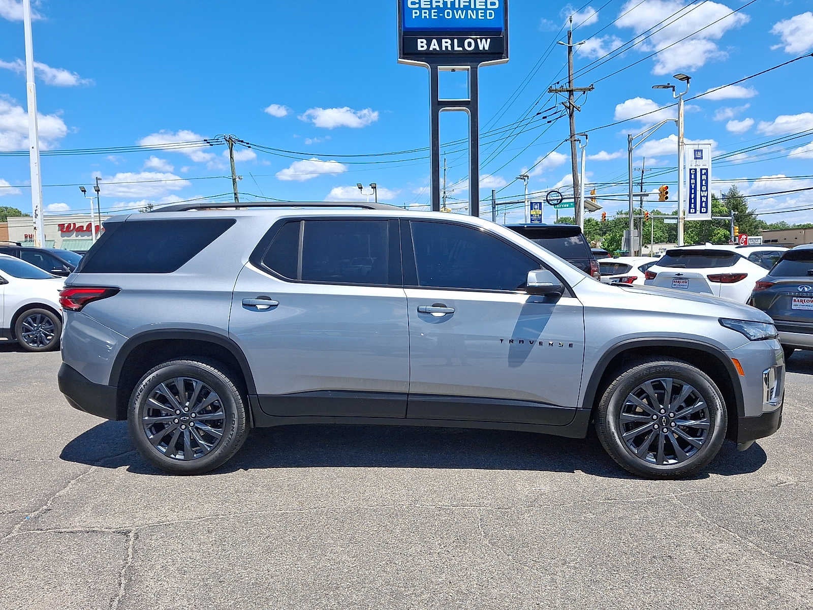 2023 Chevrolet Traverse RS