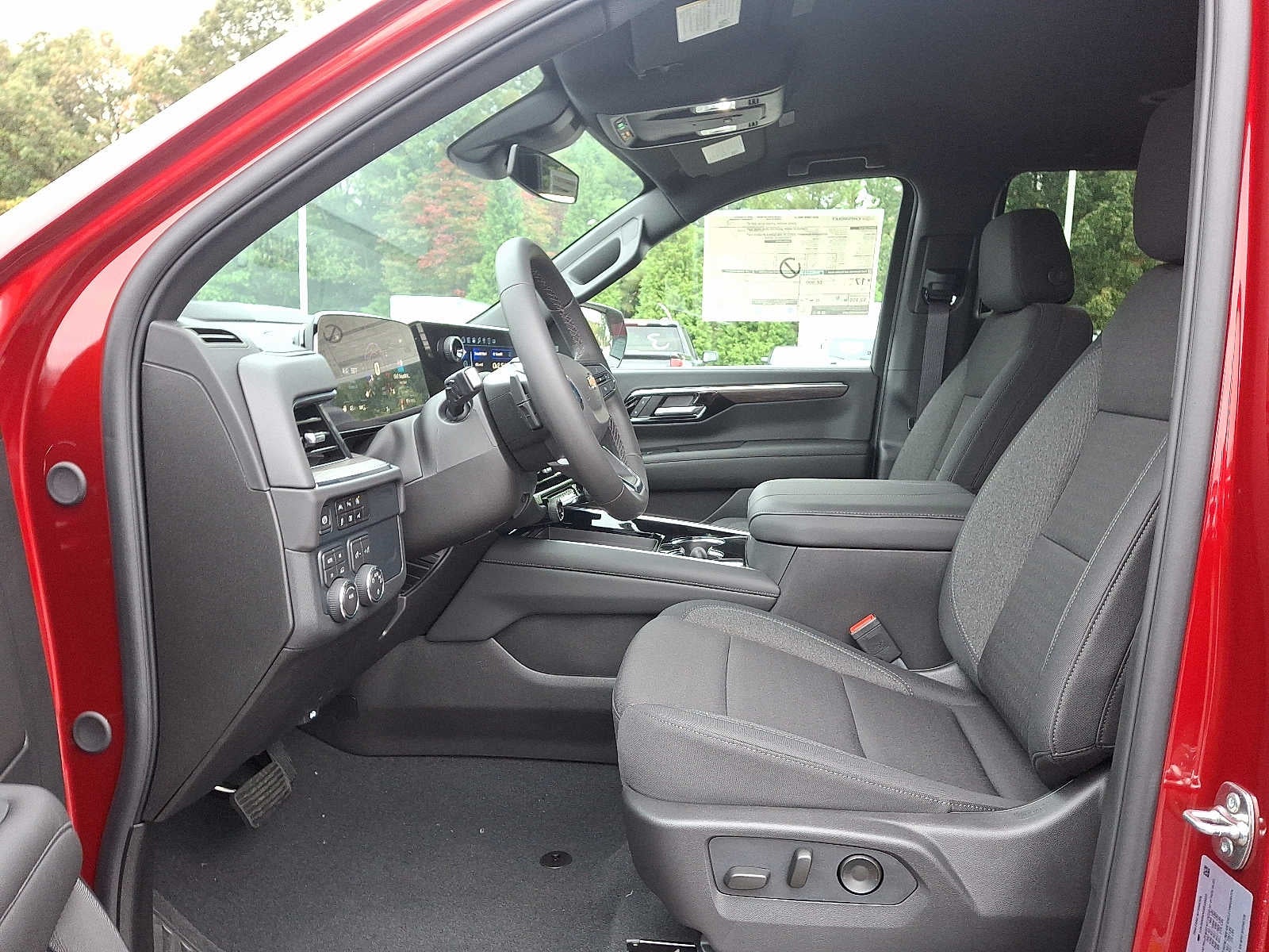 2025 Chevrolet Tahoe LS