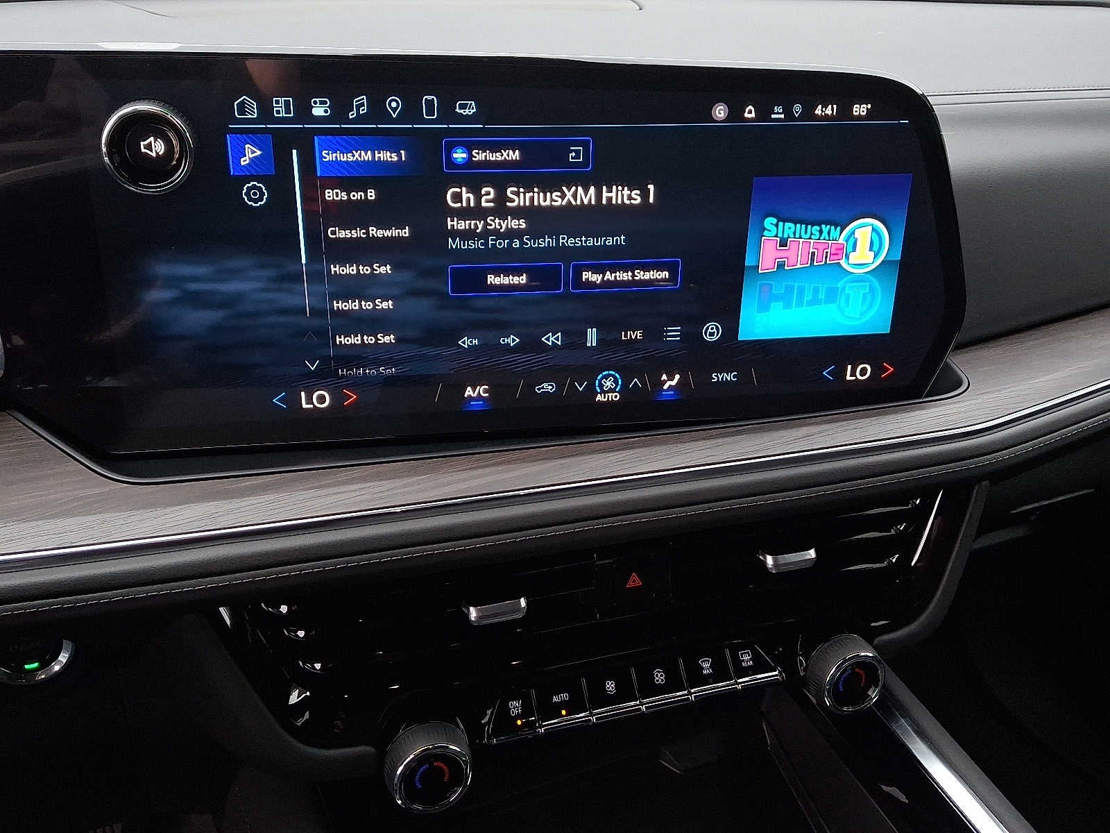 2025 Chevrolet Tahoe LS