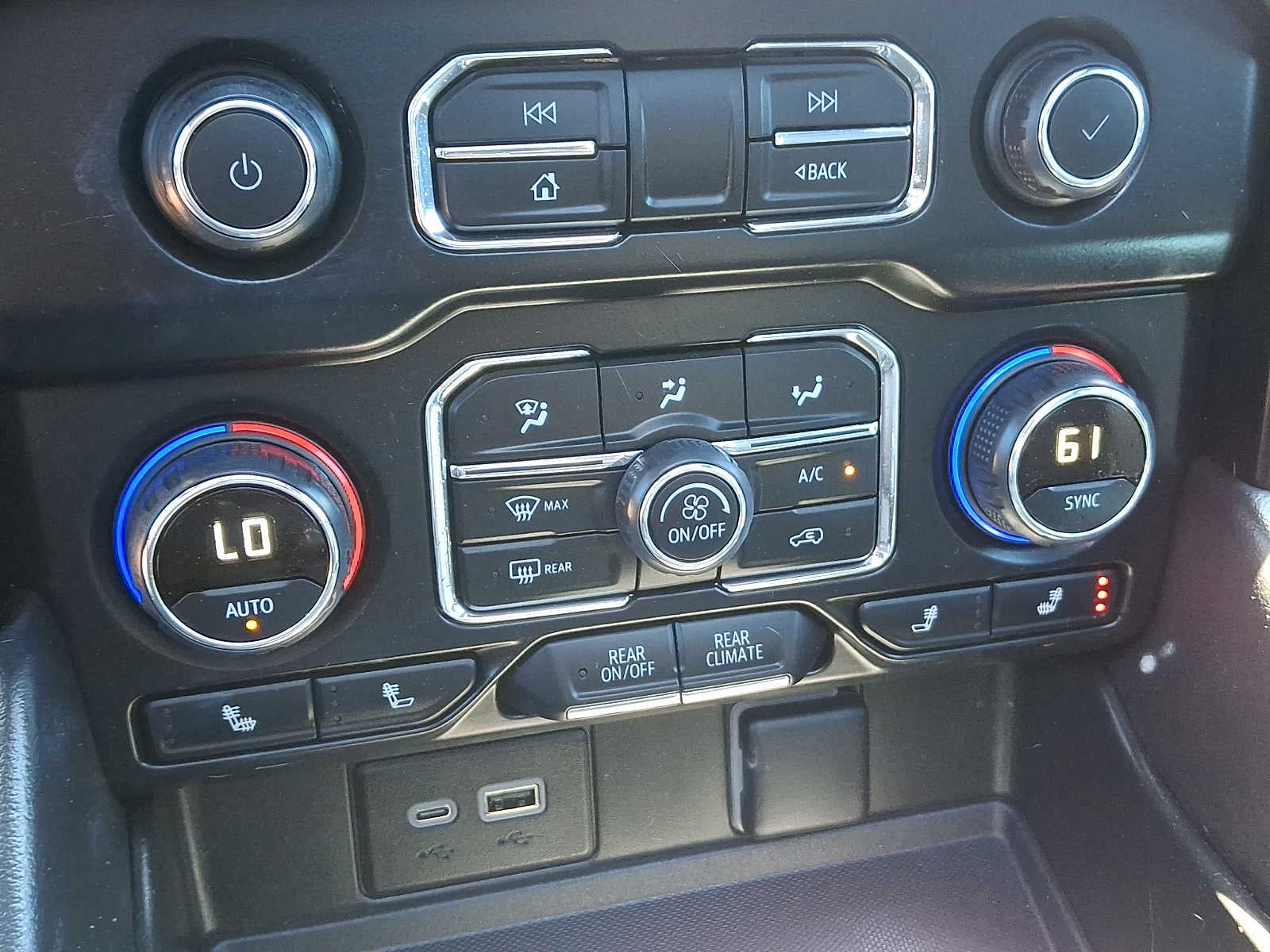 2024 Chevrolet Tahoe RST