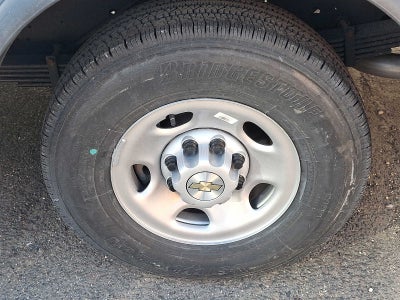 2025 Chevrolet Express Cutaway 3500 1WT