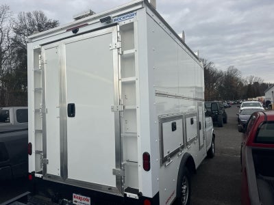 2025 Chevrolet Express Cutaway 3500 1WT