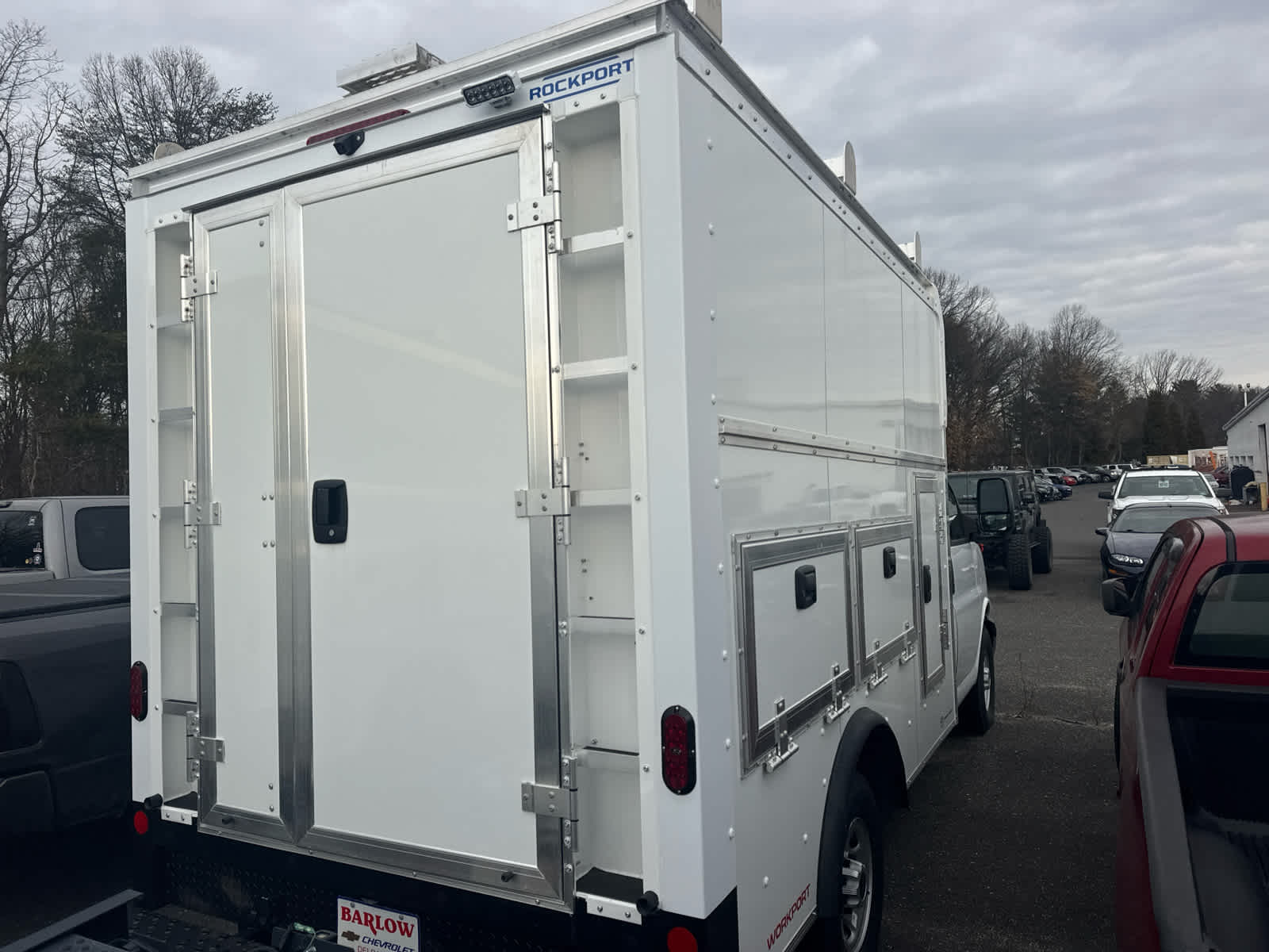 2025 Chevrolet Express Cutaway 3500 1WT