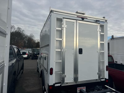 2025 Chevrolet Express Cutaway 3500 1WT