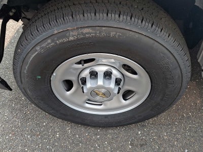 2025 Chevrolet Express Cutaway 3500 1WT