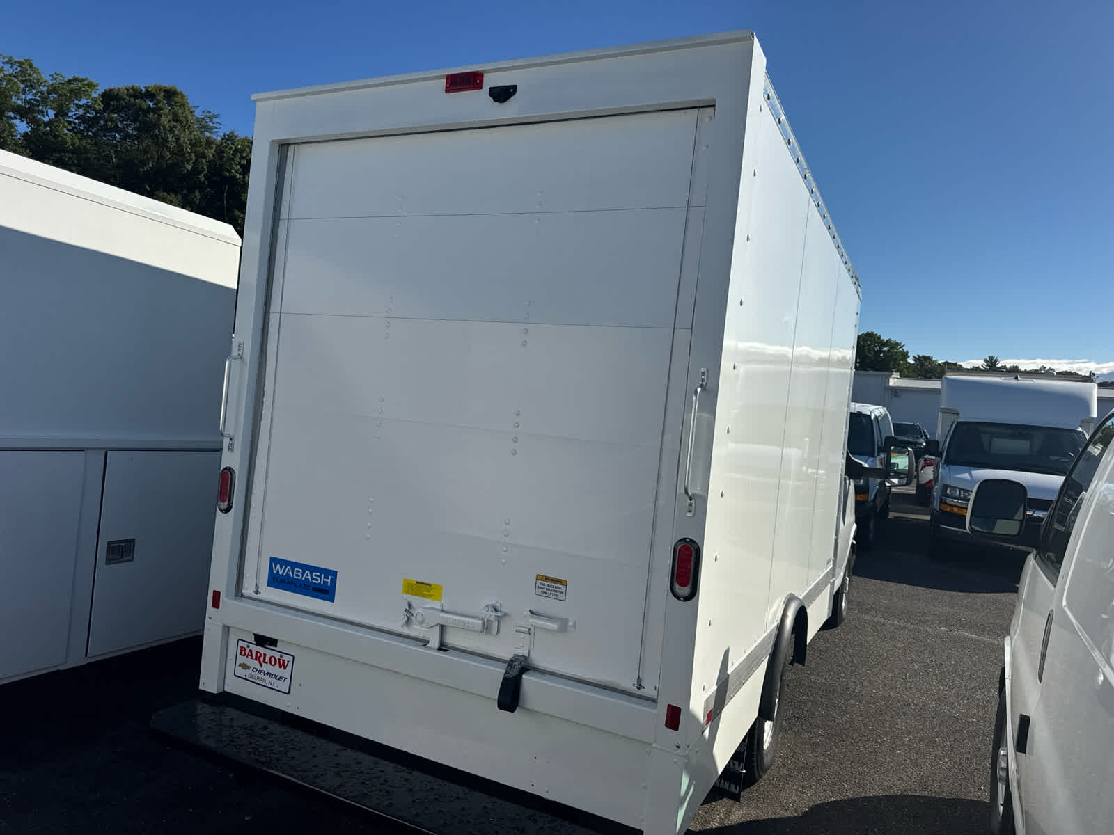 2025 Chevrolet Express Cutaway 3500 1WT