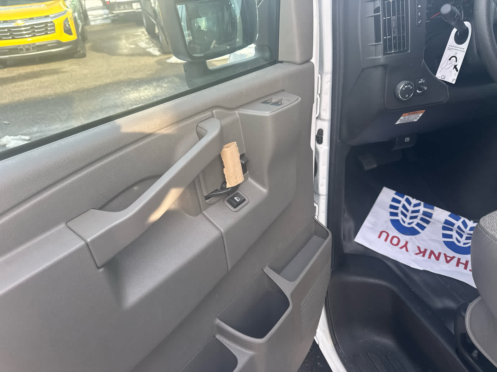 2025 Chevrolet Express Cutaway 3500 1WT