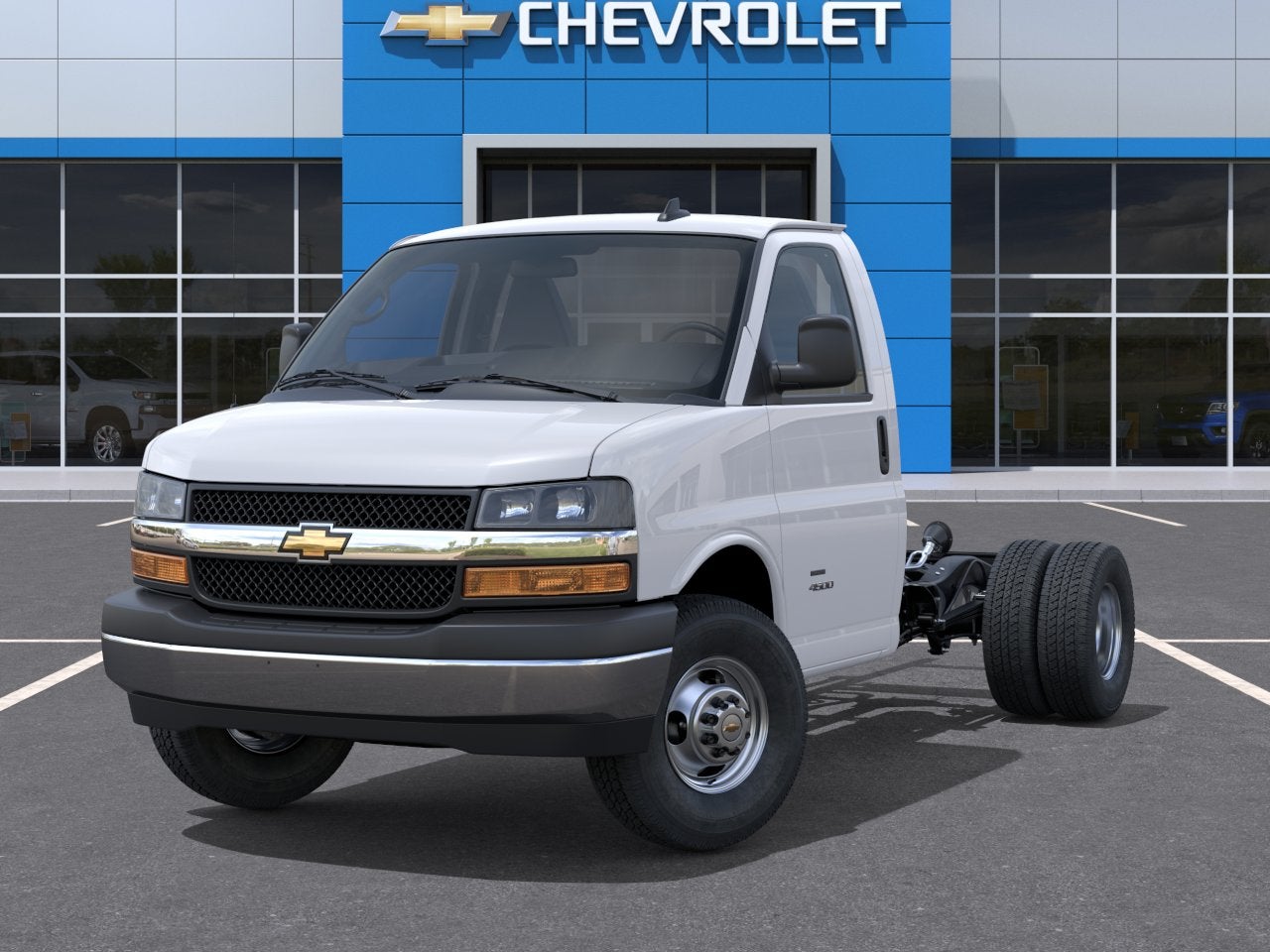 2026 Chevrolet Express Cutaway 3500 1WT