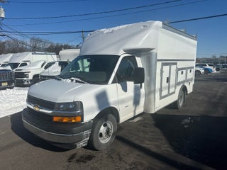 2025 Chevrolet Express Cutaway 3500 1WT