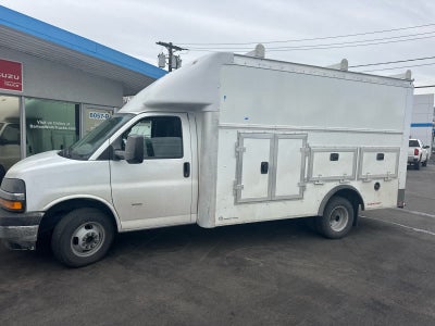 2025 Chevrolet Express Cutaway 3500 1WT