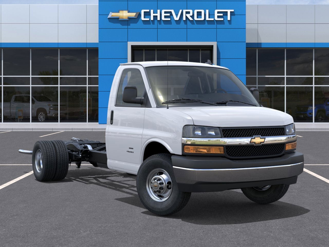 2025 Chevrolet Express Cutaway 3500 1WT
