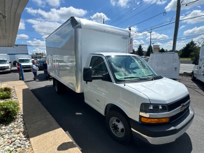 2026 Chevrolet Express Cutaway 3500 1WT