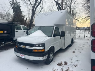 2025 Chevrolet Express Cutaway 3500 1WT