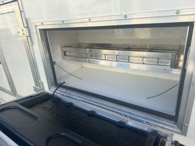 2025 Chevrolet Express Cutaway 4500 2WT