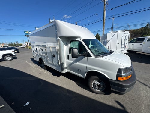 2026 Chevrolet Express Cutaway 4500 2WT