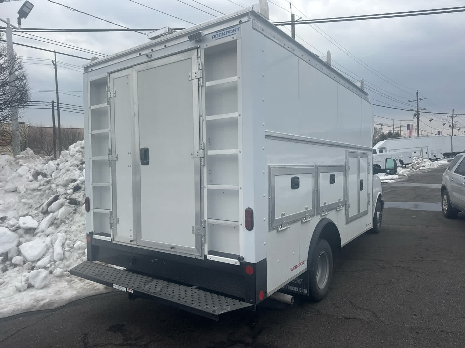 2025 Chevrolet Express Cutaway 4500 2WT