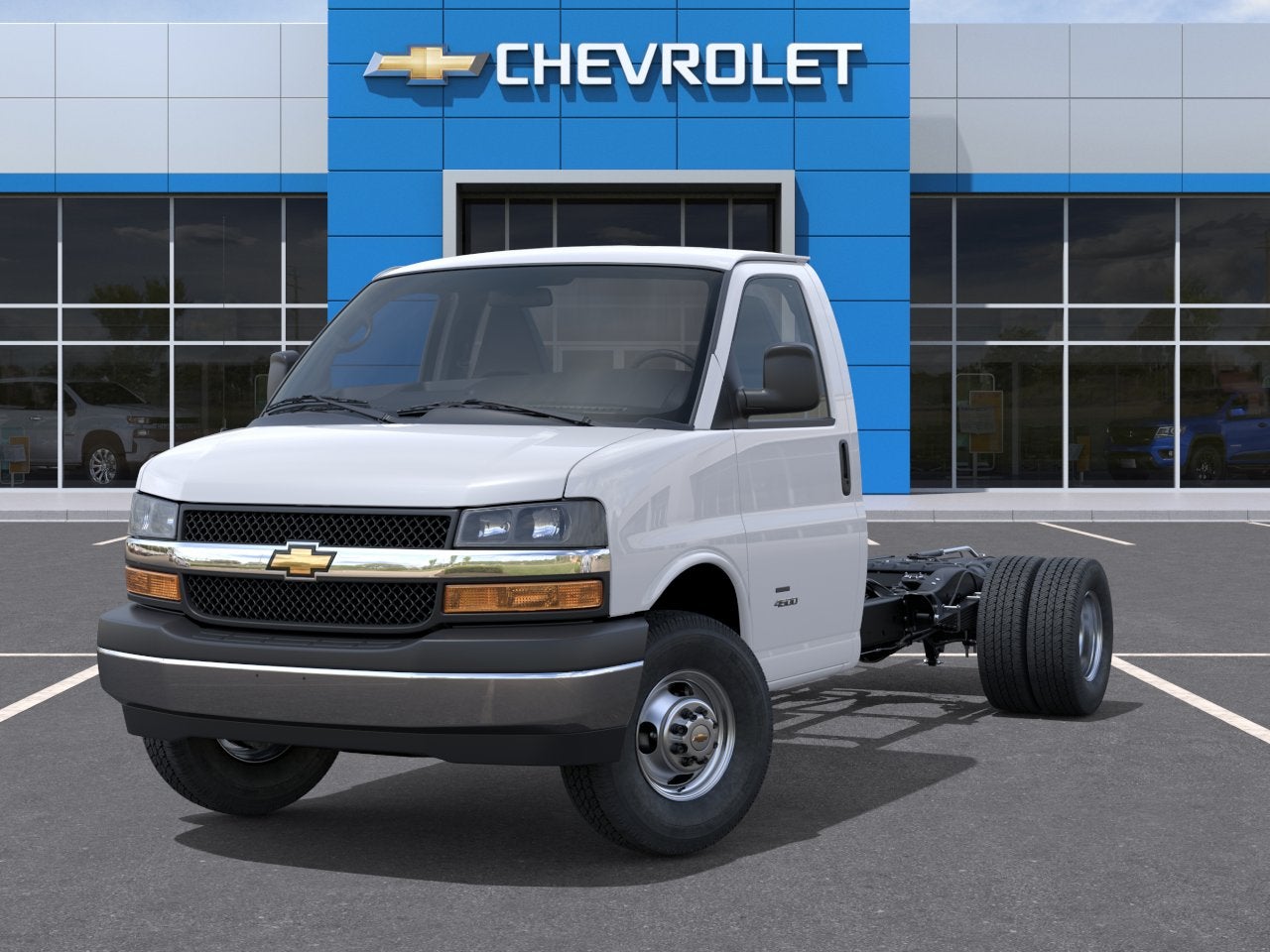 2026 Chevrolet Express Cutaway 4500 2WT